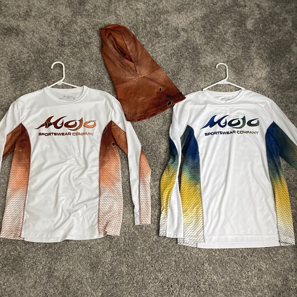 Fishing/boating shirts & 1hood. All 3 items included for 1 low price. Like New!